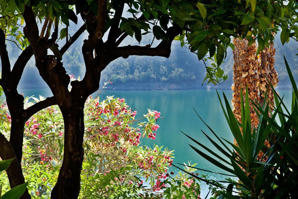 Lago Azul Eco Hotel Ferreira do Zezere Exterior photo